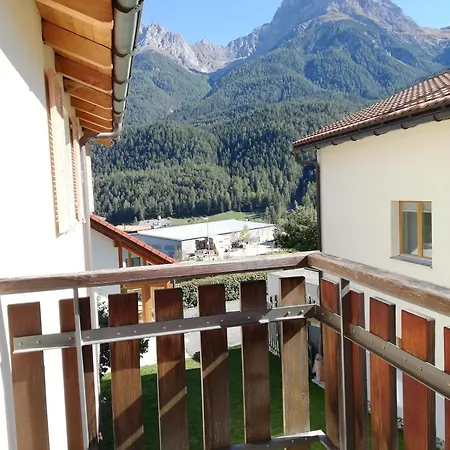 Holiday home Chasa Ludwig Oben Hause *
