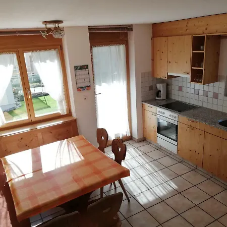 Chasa Ludwig Oben Hause *
