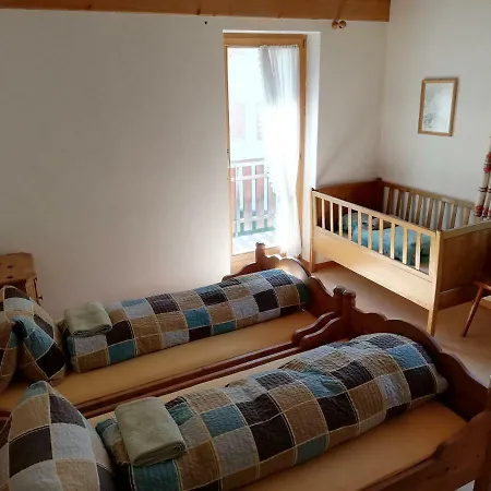 Holiday home Chasa Ludwig Oben Hause Scuol