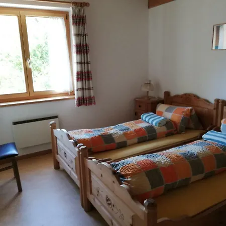 Chasa Ludwig Oben Hause * Scuol